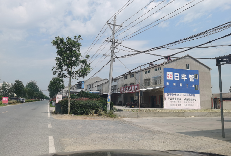 和县如何能保证墙体广告的醒目性？